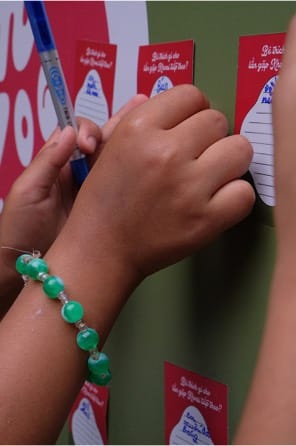 Khoai Chở Trăm Nụ Cười Về Bản Nơi thắp sáng nụ cười em thơ